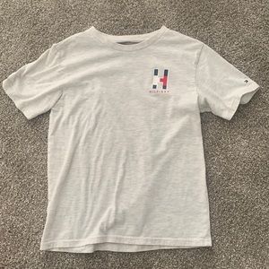 Tommy Hilfiger Gray T-shirt